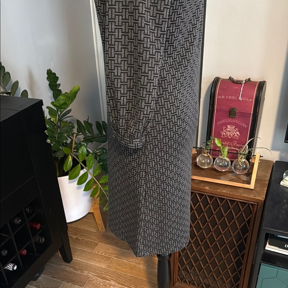 Ellen Tracy Gray Long Sleeve Dress - Picture 5 of 7